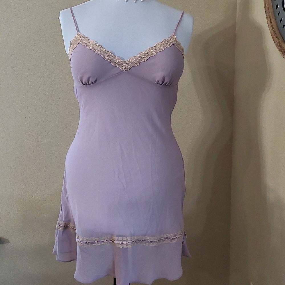 Vtg Victoria's Secret Chemise